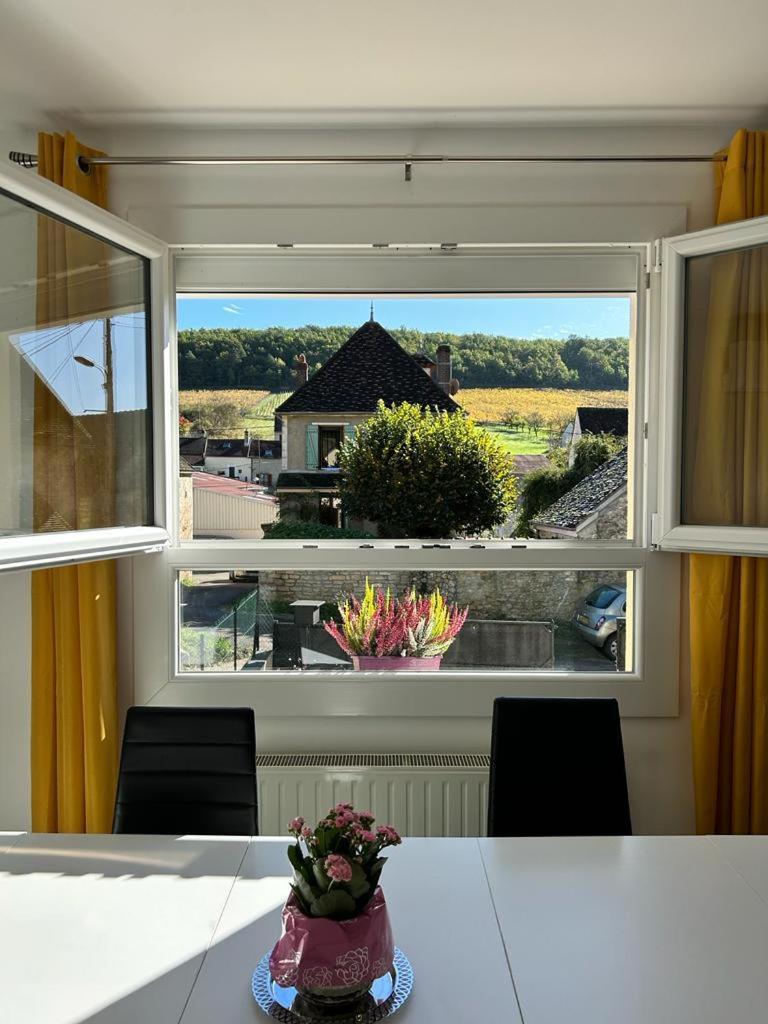 Maison De Campagne Entre Vigne Et Bois Chablis Esterno foto